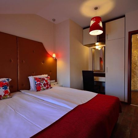 City Art Boutique Apartments 鲁塞 外观 照片