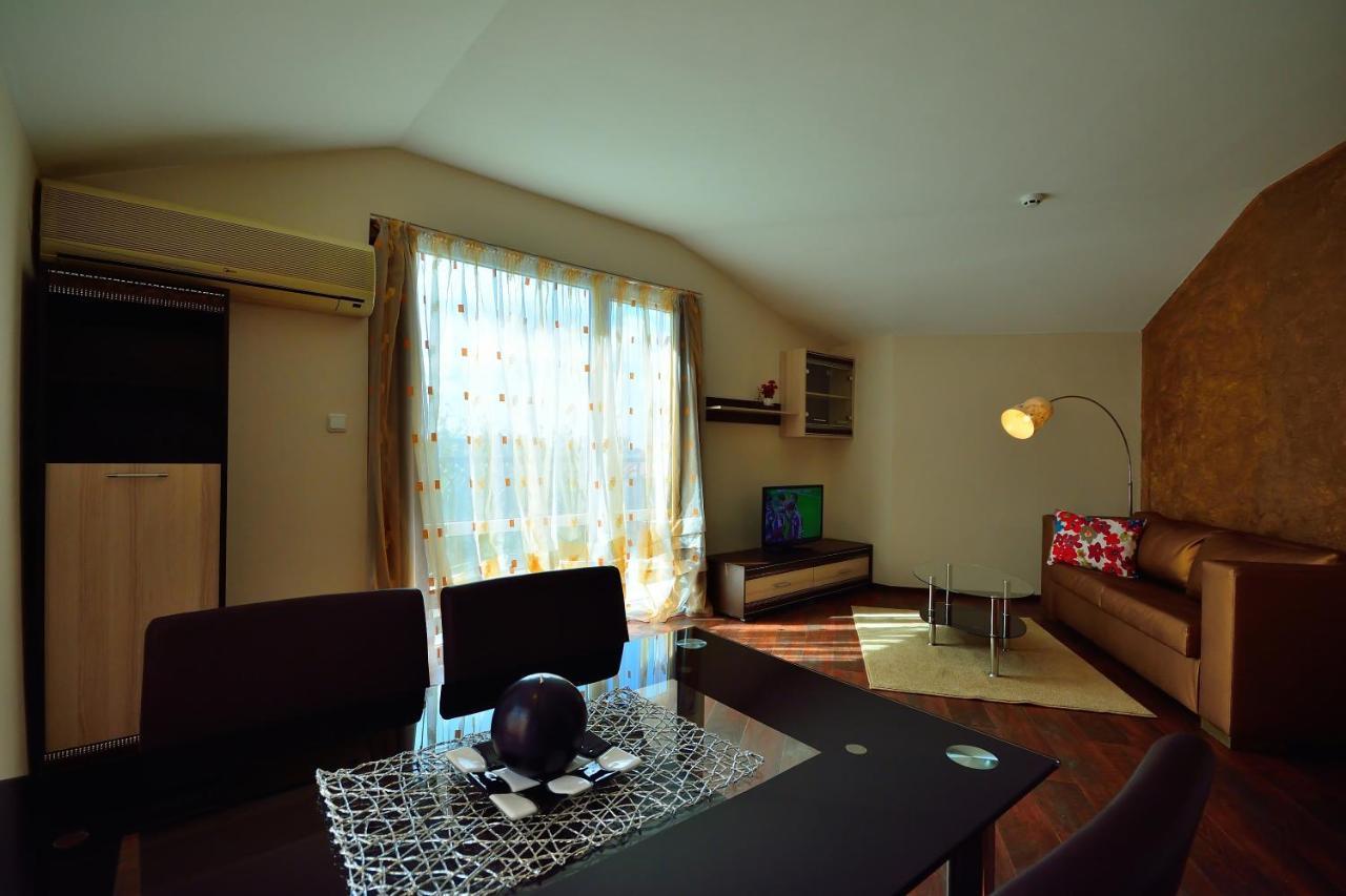 City Art Boutique Apartments 鲁塞 外观 照片