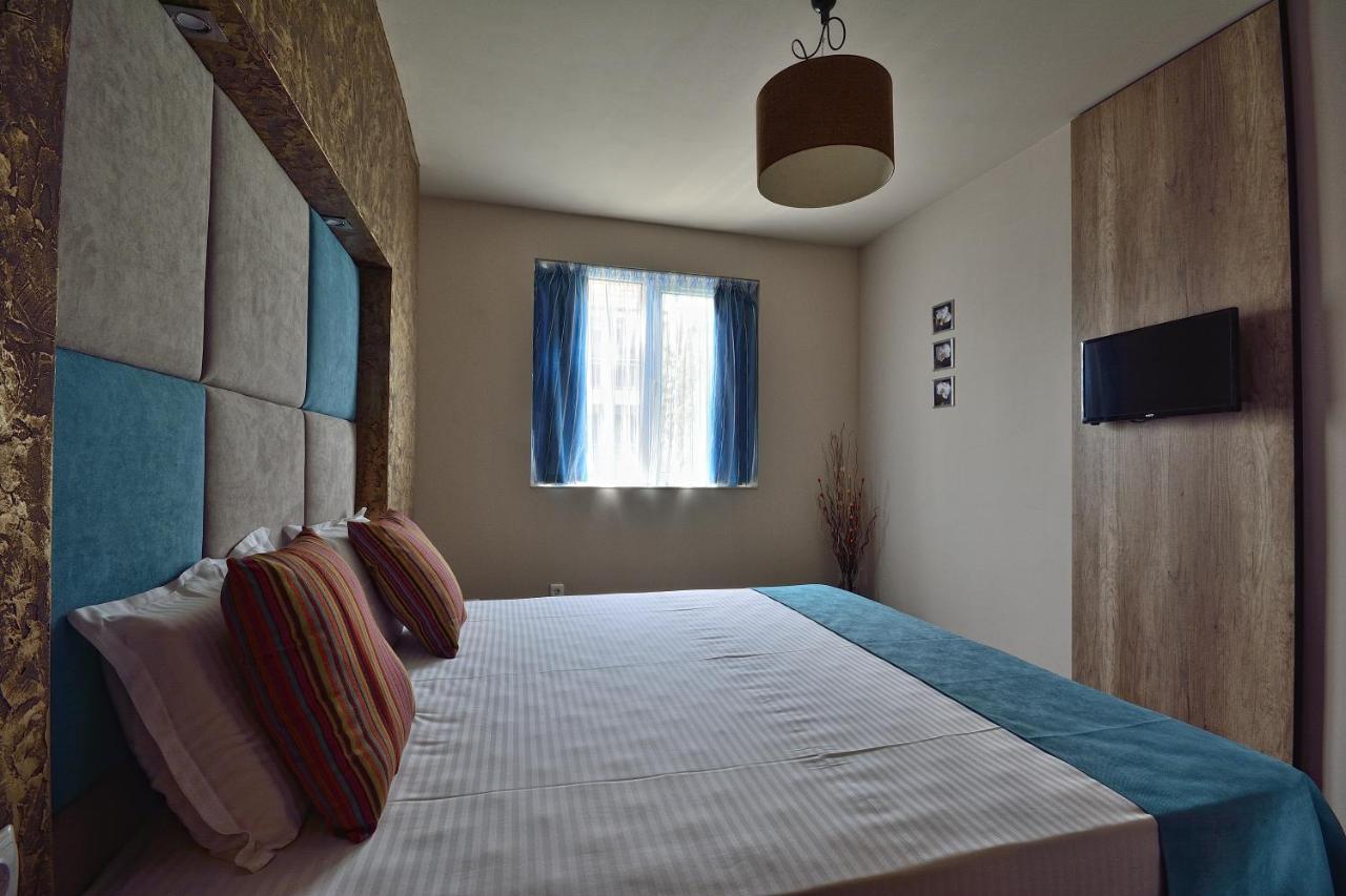City Art Boutique Apartments 鲁塞 外观 照片